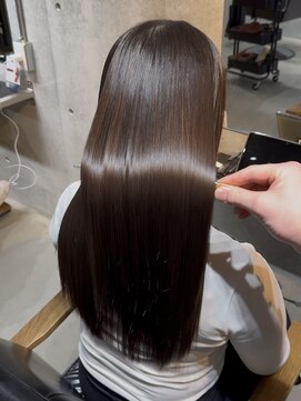 エクラス(ECLAS) 美髪矯正/髪質改善/トリートメント/縮毛矯正/ロングヘア/癖毛