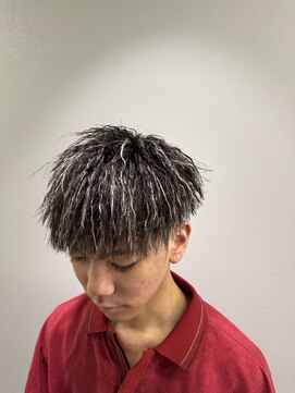 フライ 東通り店(Frei) ホワイトメッシュパイルツイスト