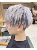 束感マッシュショート/ツーブロックホワイトシルバー