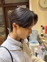 アルム オモテサンドウ(ALLM omotesando)&nbsp;韓国風カルマパーマ メンズカット メンズ韓国ヘア 原宿 表参道