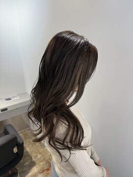 エイト 梅田店(EIGHT umeda) 【オリーブベージュ】