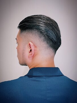 ヒロギンザバーバーショップ 新宿店(HIRO GINZA BARBER SHOP) スキンフェード×スリックバック