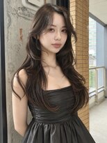 シティ オモテサンドウ(CITY omotesando)&nbsp;顔周りレイヤー×透明感ブラウンロング tr