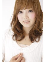 ネオス(neos)&nbsp;小顔に魅せるフェミニンスタイル