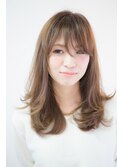 大人可愛い×セミディスタイル