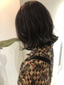 グランドライン(GRAND LINE) 《GRANDLINE松本祐太朗》外ハネブルーグレージュミディアムヘア