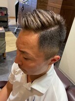 ヘアーズロー(hair's LOWE)&nbsp;【 hair's LOWE 】ワイルドアップバング/ハイトーン/フェード
