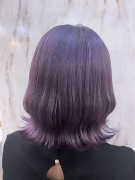 ラビス(Lovis) ハッシュカット/フルバング/似合わせカット/レッドブラウン