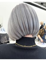 リノート バイ エゴル 太田川(Linoet by ENGOL)&nbsp;保存必須【ハイトーンボブ】アッシュシルバー