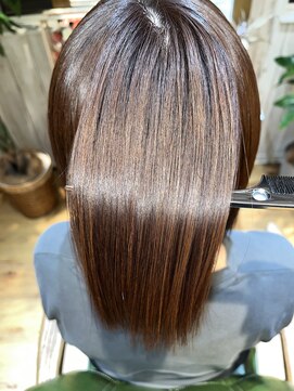 エンヘアー(eN HAIR) サラ艶切りぱなしボブ【髪質改善】メテオトリートメント