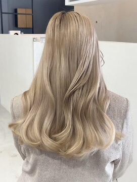 ライリー(riley) ハイトーンブロンド