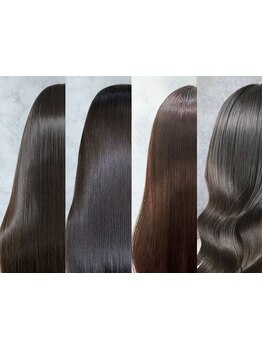 髪のダメージを抑えながら、自然なストレートヘアを実現！クセを抑えて、指通りの良いストレートヘアに♪