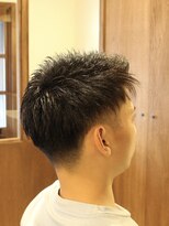 アザーハーフ(Other Half)&nbsp;ツーブロック×テーパーフェード　上品なツーブロックスタイル