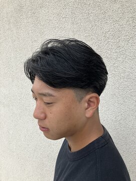 ゴットラトゥール(GOTTO LATOUR) フェード/メンズカット/ニュアンスパーマ/ワンカールパーマ