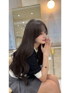 ジーナ 博多筑紫口(Zina) 【透明感カラー】艶々マロングレージュ