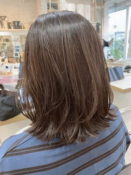 DAMANI 表参道 髪質改善/ヘッドスパ/ハイライト/白髪染め/白髪ぼかし/縮毛矯正 似合わせカット/ミディアムレイヤーカット[表参道駅]