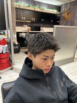 ヘアー ラボ エムツー(hair lab m2) スパイキーショート
