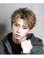 アストラ(ASTRA)&nbsp;MEN’S HAIR/サーフカール/刈り上げセンターパート