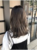 ハイライト・グレージュ