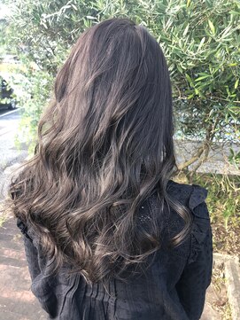 ドクターズサロン レラパール 【Lela Pearl 高知】韓国風大人モノトーンカラー