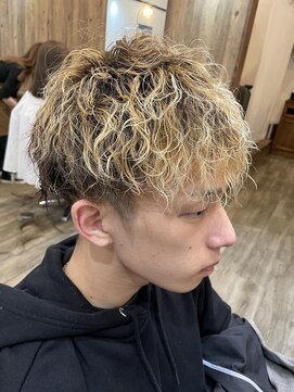 フラッグ ヘアー 天神西通り店(Flag HAIR) ツイストスパイラル☆ハイトーン☆酸性パーマ