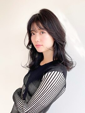 グローブス 表参道(THE GLOBES) くびれ外ハネ　ミディアムレイヤー　HALU