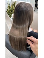 エミュスト(Emuest) 絹髪☆心斎橋美容室