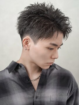 ゼロ 渋谷(XeRo) 【リバースアップショート】ツーブロック刈り上げ爽やかヘア