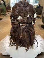 アンフィ 矢向(Anphi)&nbsp;3-99 ハーフアップ