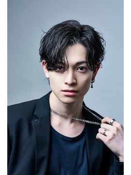 オーシャントーキョー シブヤジンナン(OCEAN TOKYO shibuya JINNAN) 黒髪センターパート