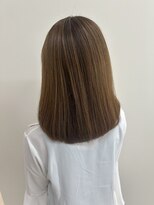 ソルドット バイ オハナ(sol.by ohana)&nbsp;30代40代50代女性白髪ぼかしハイライトスタイル　ボブ