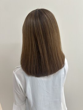 ソルドット バイ オハナ(sol.by ohana) 30代40代50代女性白髪ぼかしハイライトスタイル　ボブ