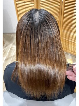 ミニマル(MINIMAL) 極上ツヤ髪ストレート＋カット