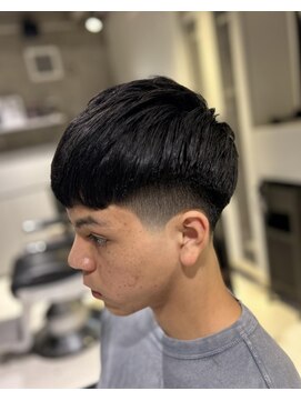 フランクス バーバー ウエストトウキョウ 吉祥寺店(FRANK’S BARBER WEST TOKYO) テーパーフェードY