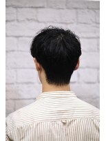 グレイスフル バーバープラチナム 六本木店(Graceful Barber platinum)&nbsp;ツーブロック癖毛風マッシュ