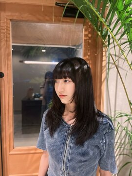 ベースヘアー(BASE hair) 顔周りレイヤー