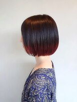 ラトリエコンタン(L´atelier Content)&nbsp;30代40代50代おすすめ　シンプルボブ×ピンクデザインカラー