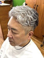 ヘアスタジオ ロメオ(hair studio Romeo)&nbsp;グレイヘアニュアンスパーマ毛流れパーマ