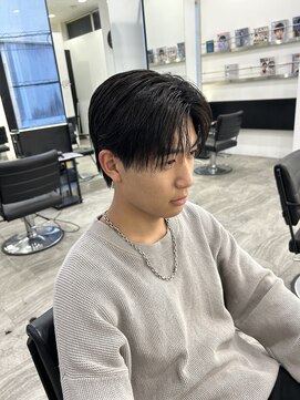 ネクスト 静岡店(NEXT) センターパート　前下がり　静岡駅　メンズパーマ