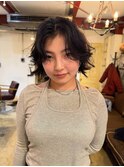 癖を活かして柔らかさを足した大人レイヤーボブ
