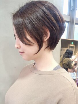 エリマ 調布(elima) 調布イルミナカラーマッシュショートヘアミルクティーベージュ