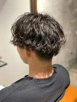 ラールズ(RALR's) センターパート×波巻パーマ