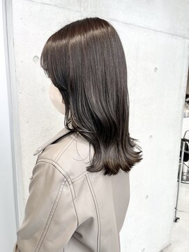 アルテ(ARTE) 【ARTE表参道/青山】小顔レイヤー×シアベージュ×艶カラー