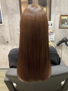 ルク 立川南口店(Luk)の写真/髪の内部から補修してくれるから、カラーやパーマの持ちもUP◎艶感ある美しい髪に導きます―。