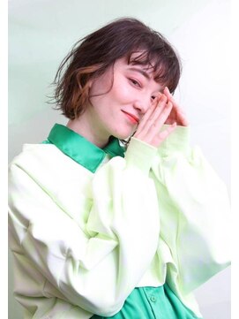 アッシュ 名駅(ASCH) イメチェン/イヤリングカラー/フェニミン/モード