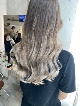 ヘアーメイクチック(HAIR MAKE CHiC) グラデーショングレージュカラー透明カラー