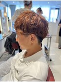 くせ毛を活かした無造作ヘア