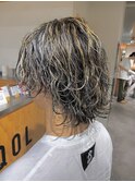 ハイライトサーフカール無造作センターパート波巻きスパイラル