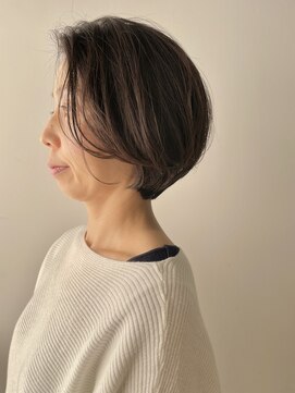 グーム(goom.) 20代30代40代抜け感ショートレイヤーミルクティベージュ