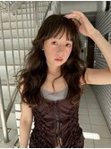 ショコラブラウンウェーブヘア前髪ありレイヤーカット